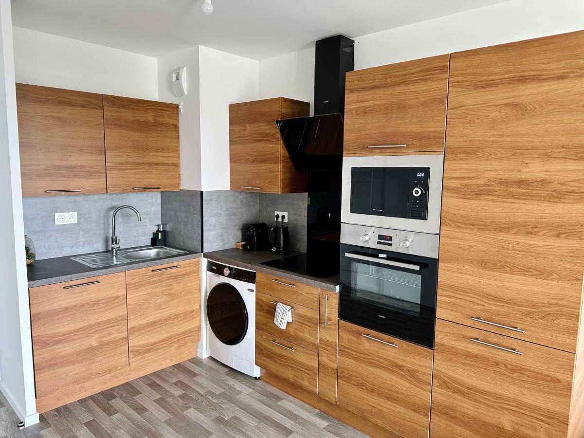 Agreable 2 Pieces Avec Balcon Et Parking Transports By Immo Kit Bnb Sarcelles Ngoại thất bức ảnh