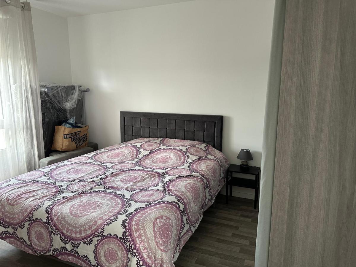Agreable 2 Pieces Avec Balcon Et Parking Transports By Immo Kit Bnb Sarcelles Ngoại thất bức ảnh